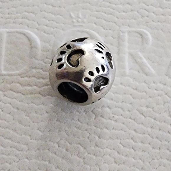 PAWS STERLING SILVER CHARM - Picture 5 of 7